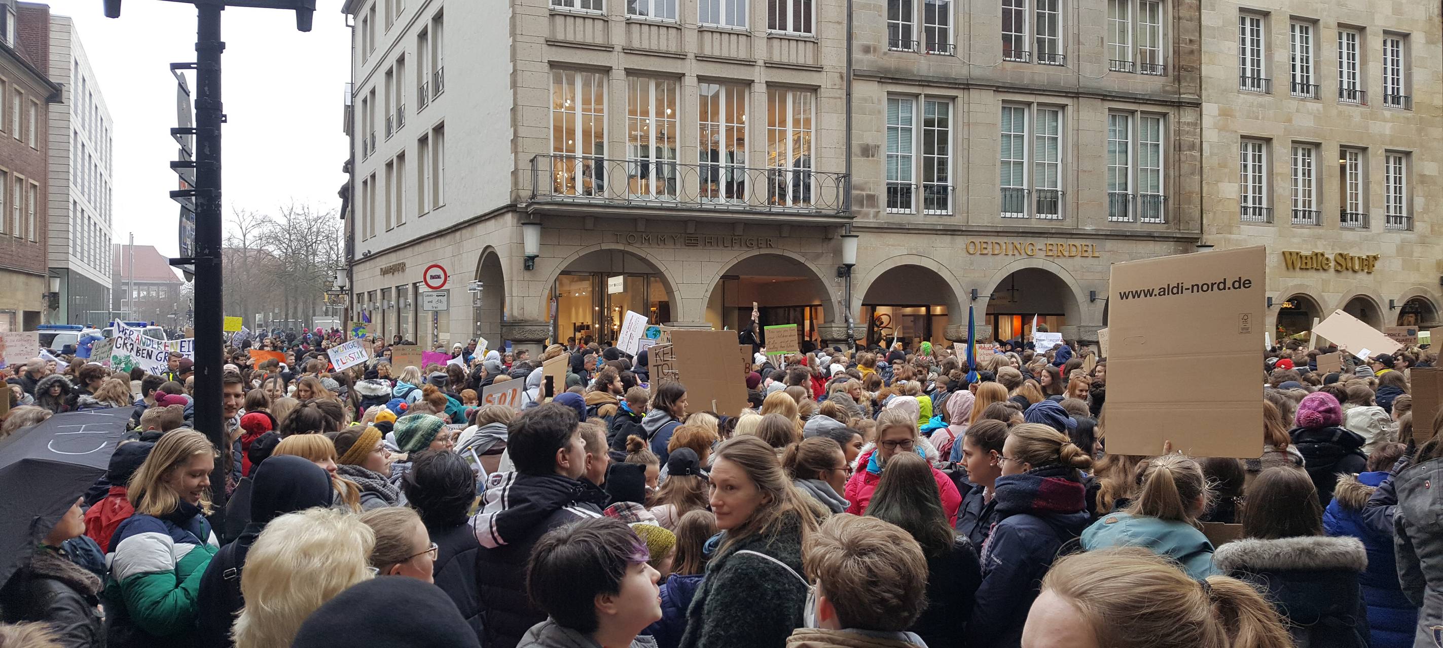2.500 Teilnehmer bei "Fridays for Future" in Münster