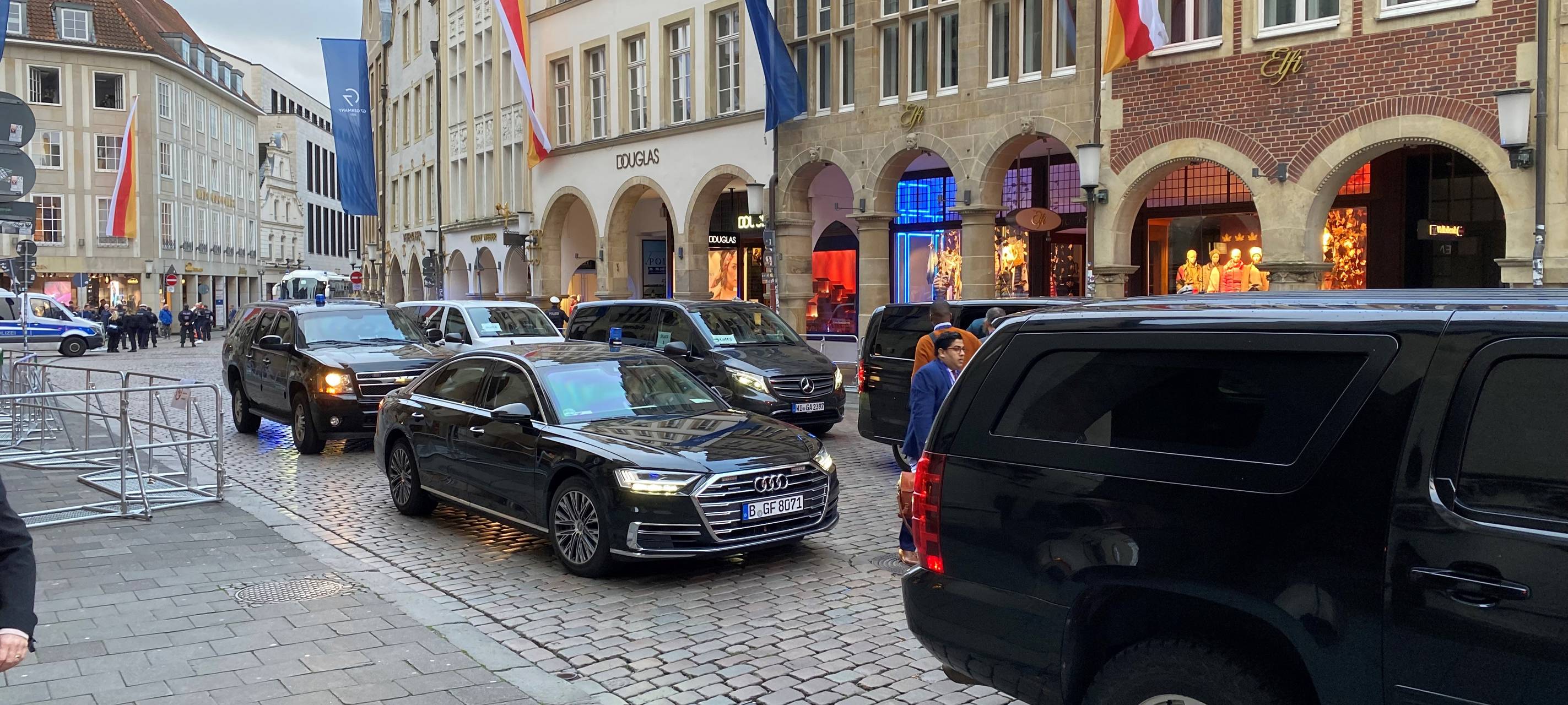 Vorbereitungen für Friedenskonferenz