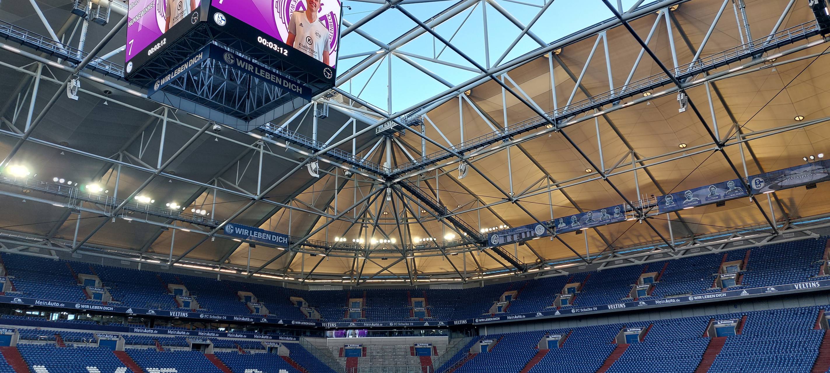 Jeder Spieler wurde persönlich vorgestellt