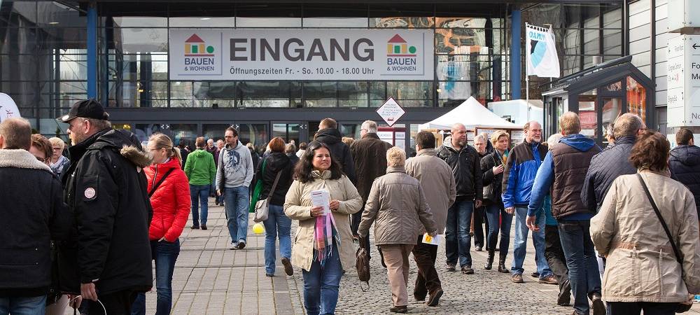 Betrieb auf der "Bauen und Wohnen"