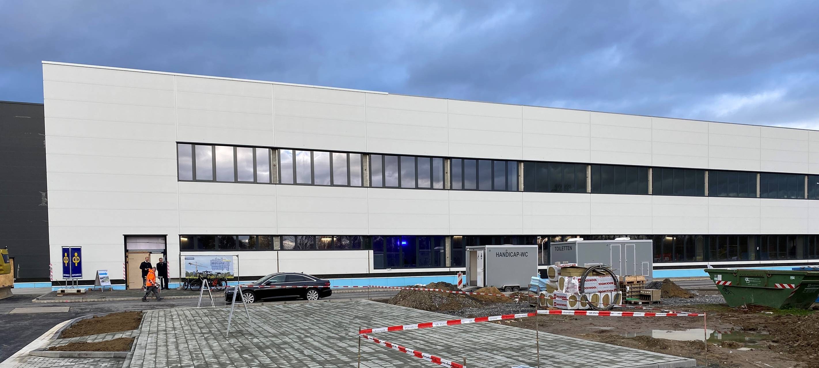 Batterieforschungs-Fabrik nimmt Form an