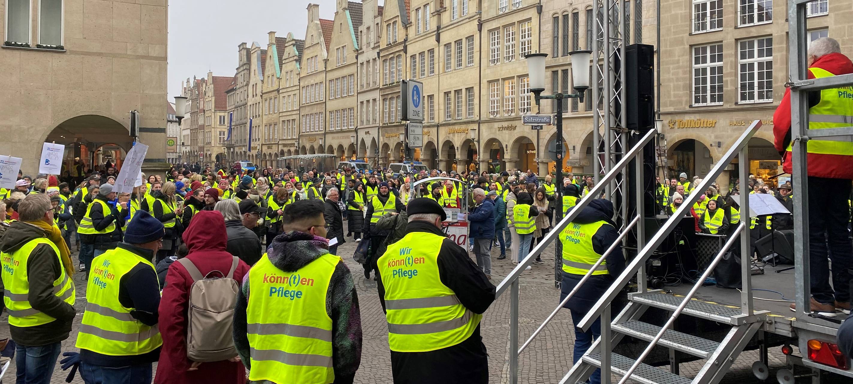 "Wir könn(t)en Pflege"