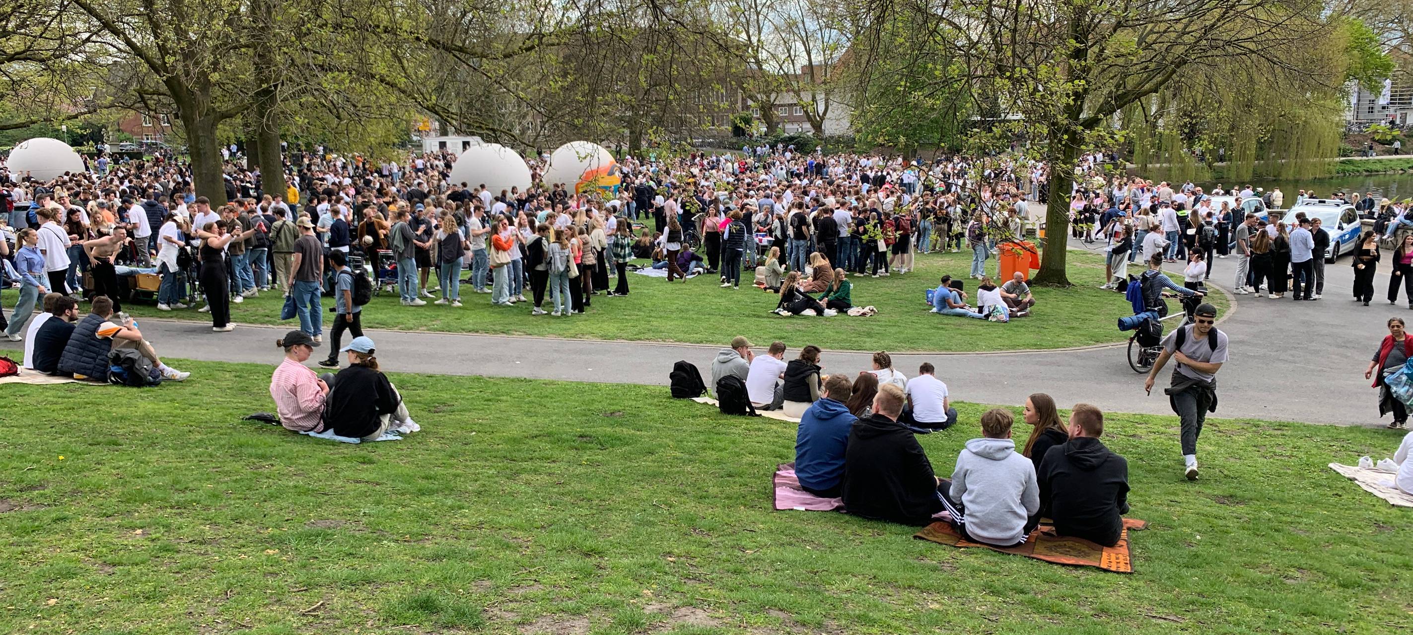 Münster feiert friedlich in den Mai