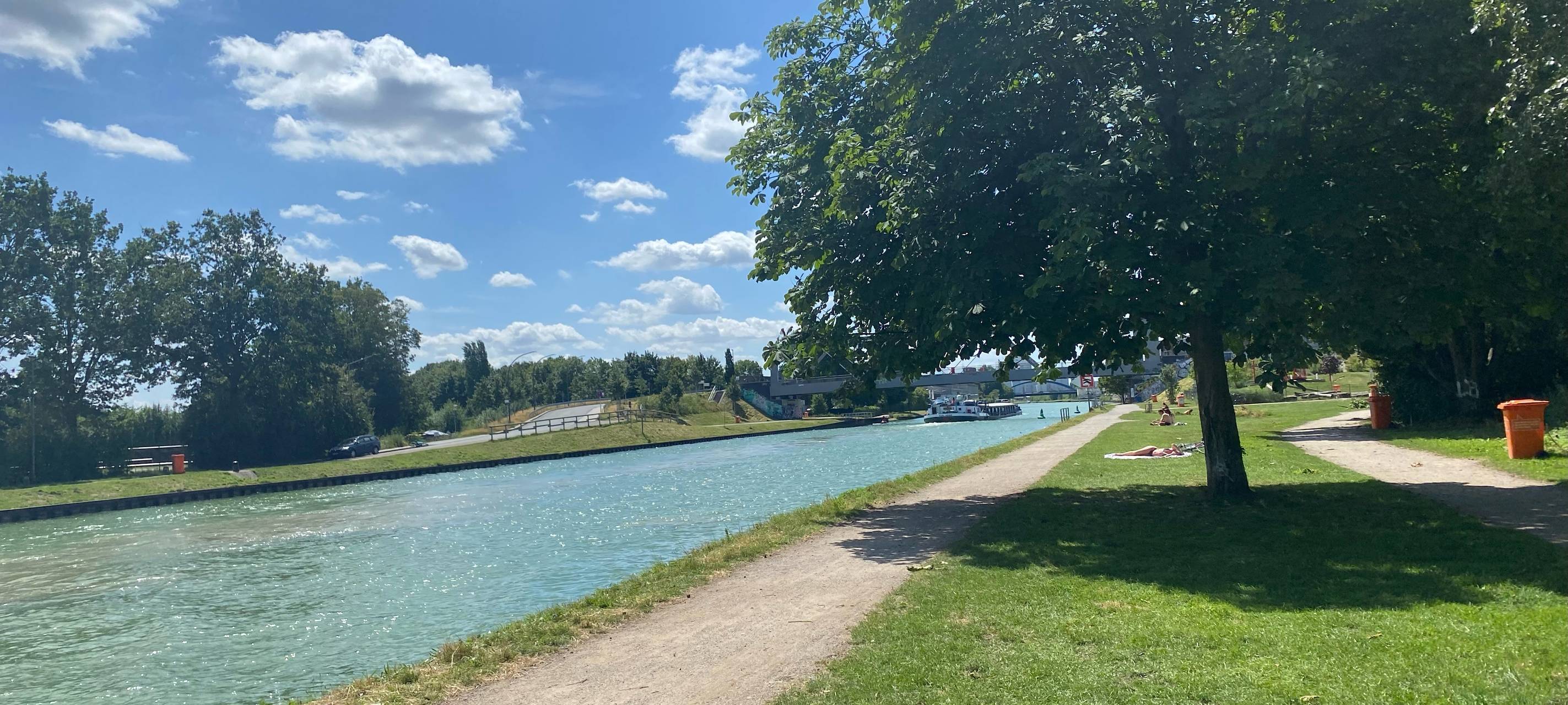 Baden im Kanal: Lebensgefährlich!