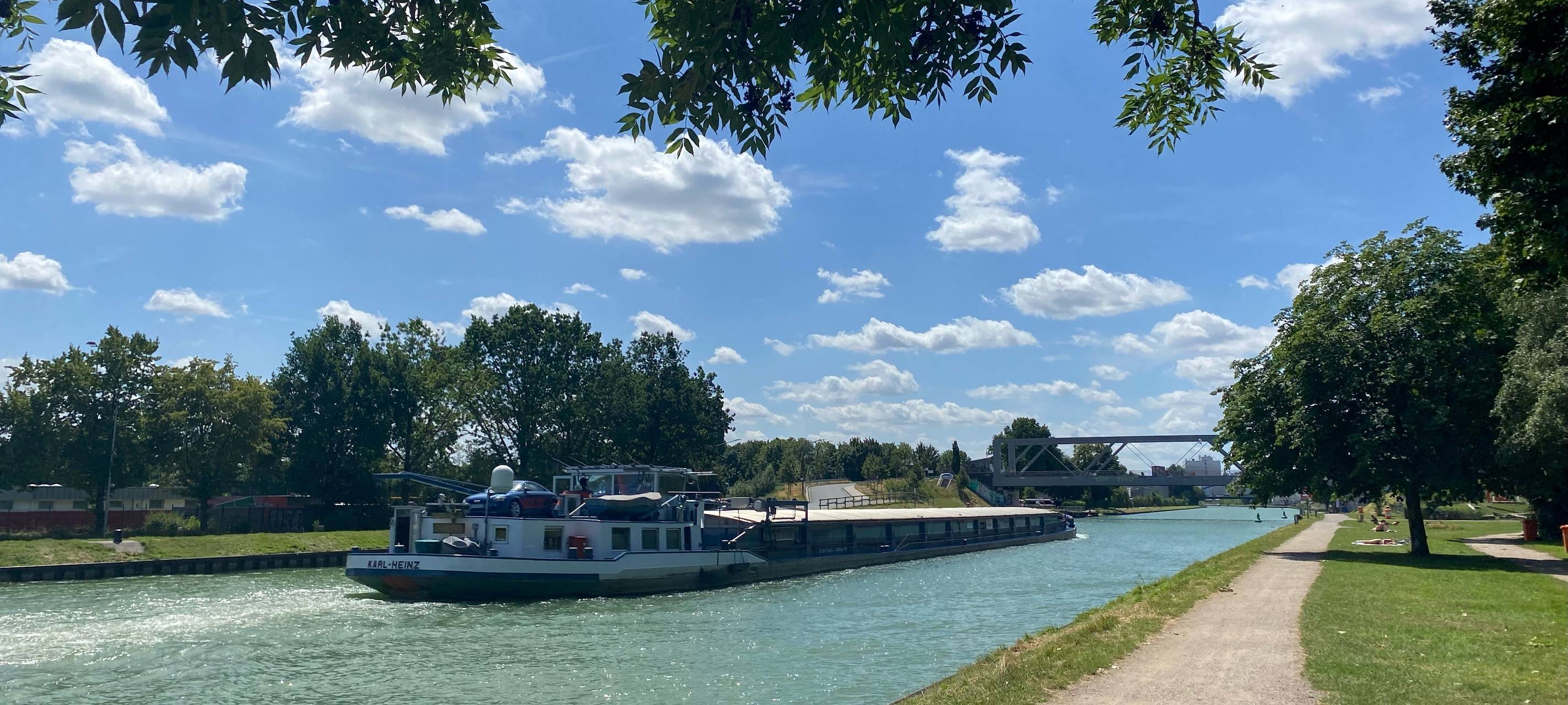 Baden im Kanal: Lebensgefährlich!