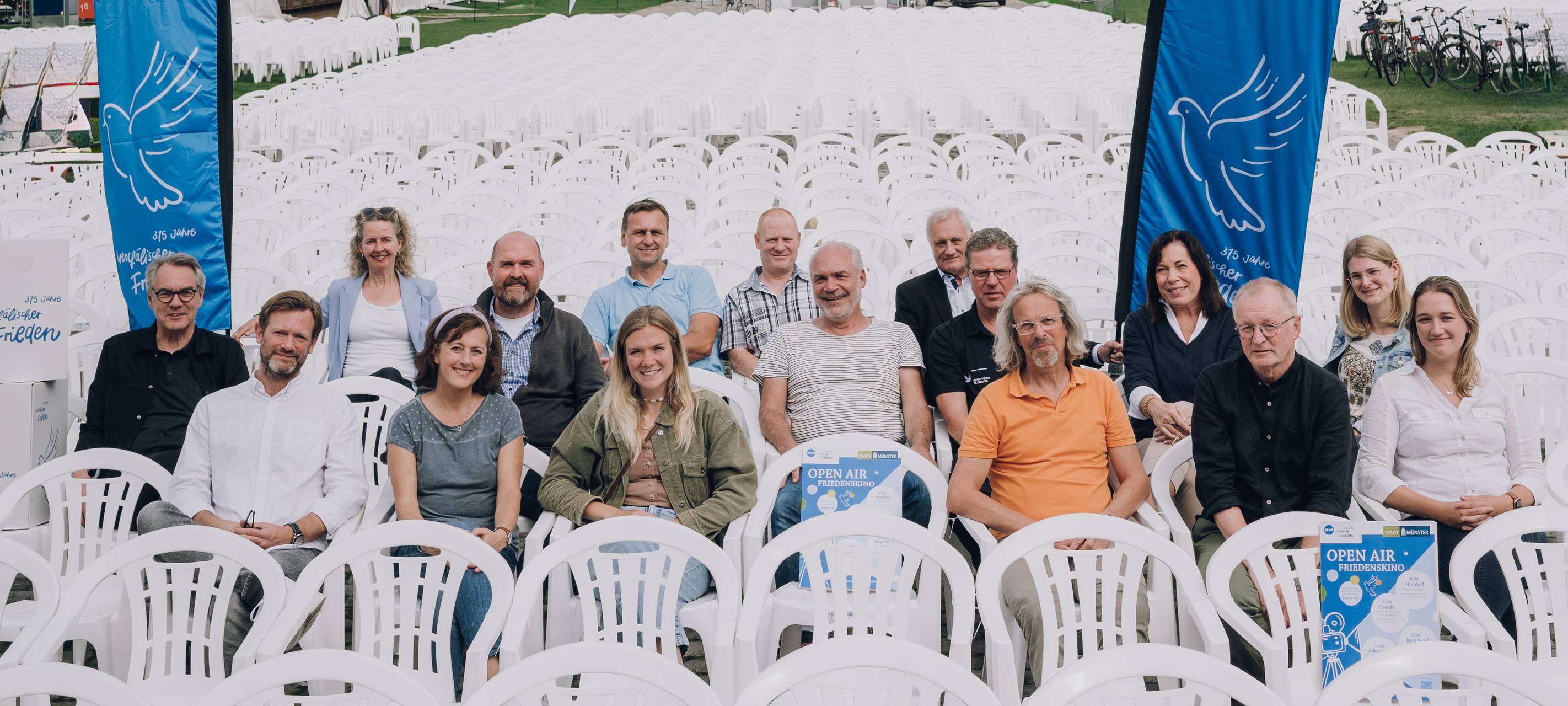 Open-Air-Friedenskino in 4 Stadtteilen