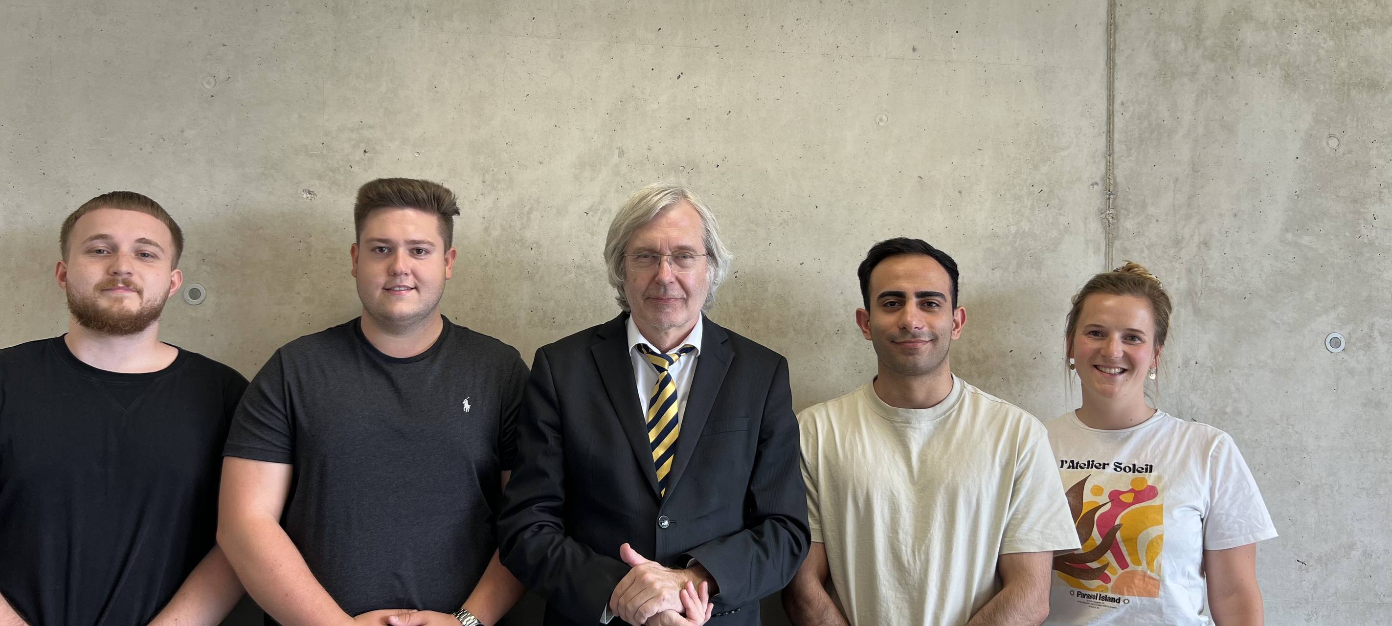 Arbeit für pensionierte Profs