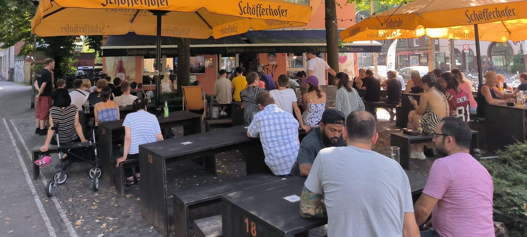 Stadt erlaubt WM-Gucken im Biergarten