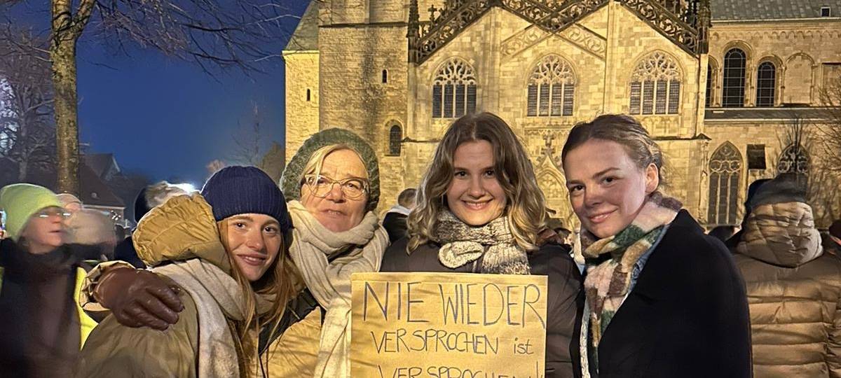 20.000 bei Demo gegen Rechts