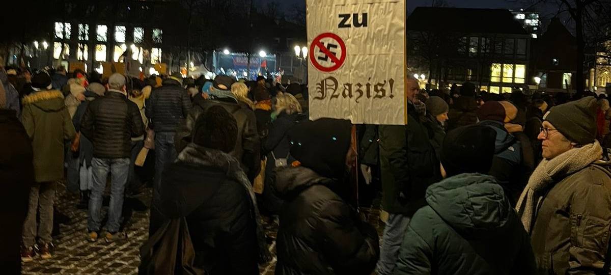 20.000 bei Demo gegen Rechts