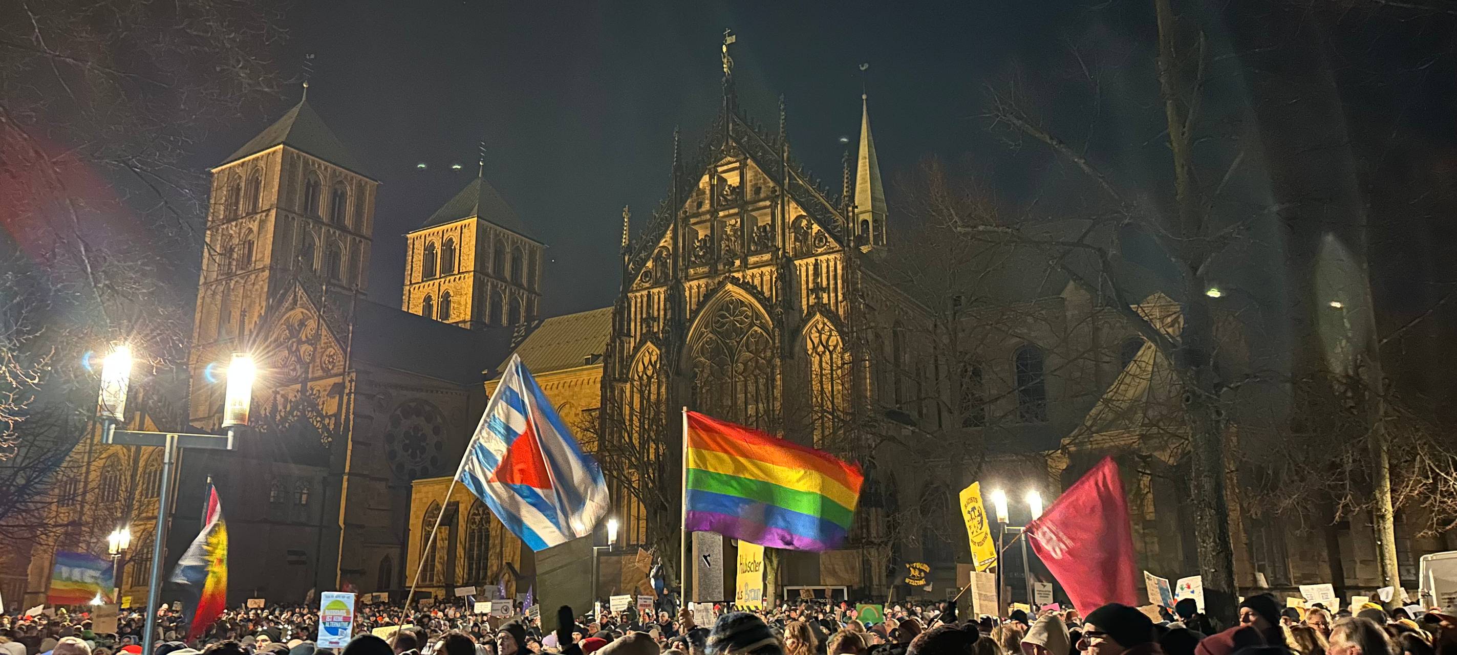 20.000 bei Demo gegen Rechts
