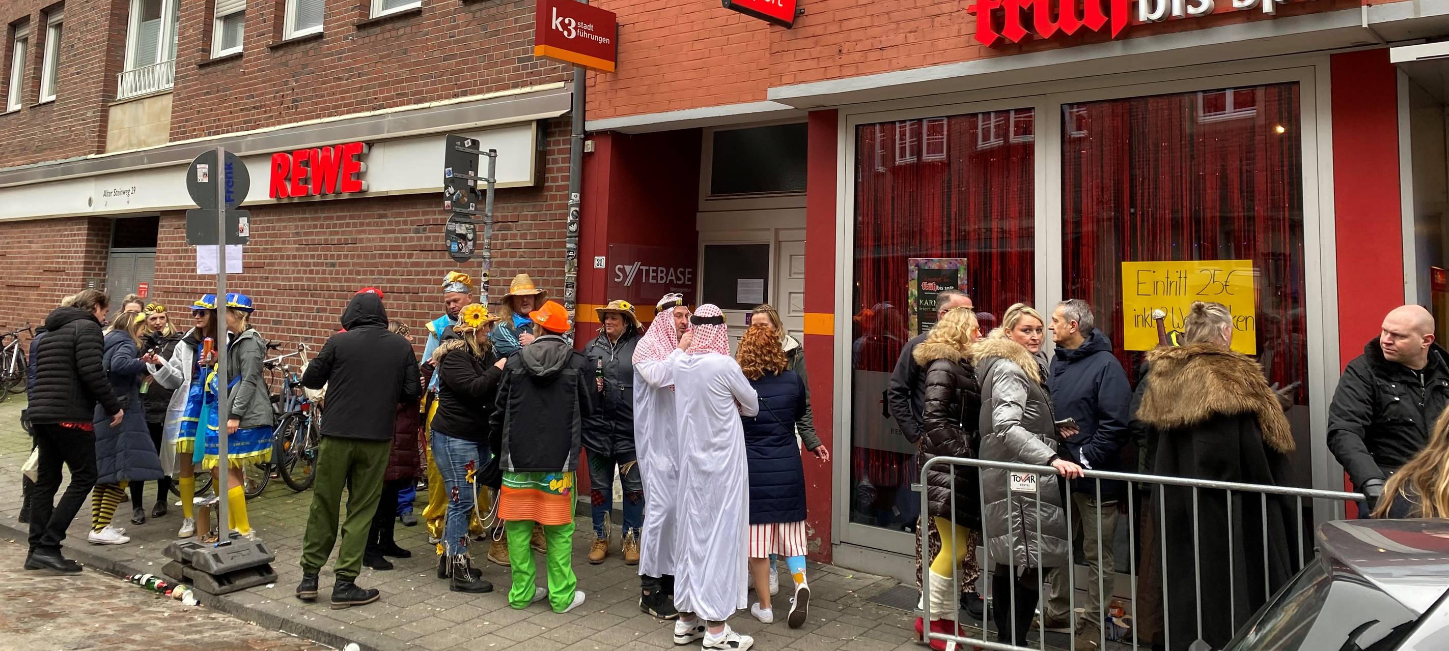 Münster feiert Weiberfastnacht
