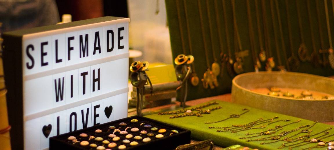 Mädchen Klamotte - Der Mädelsflohmarkt