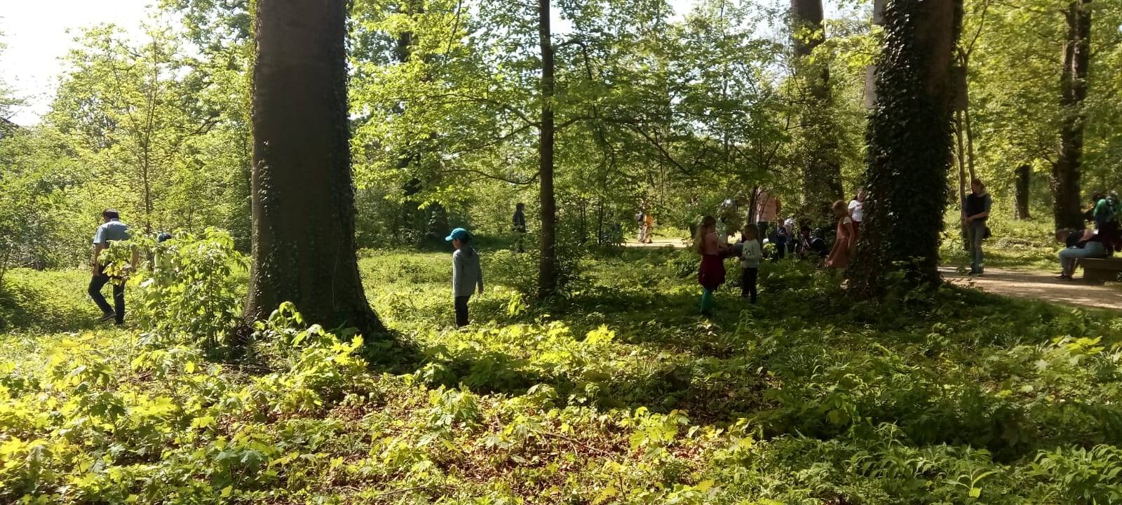 Die große Ostereiersuche im Schlossgarten