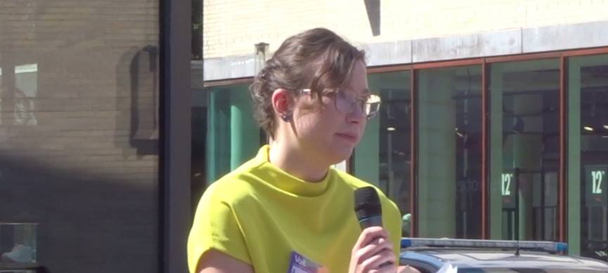 Klare Statements bei Mahnwache gegen Gewalt