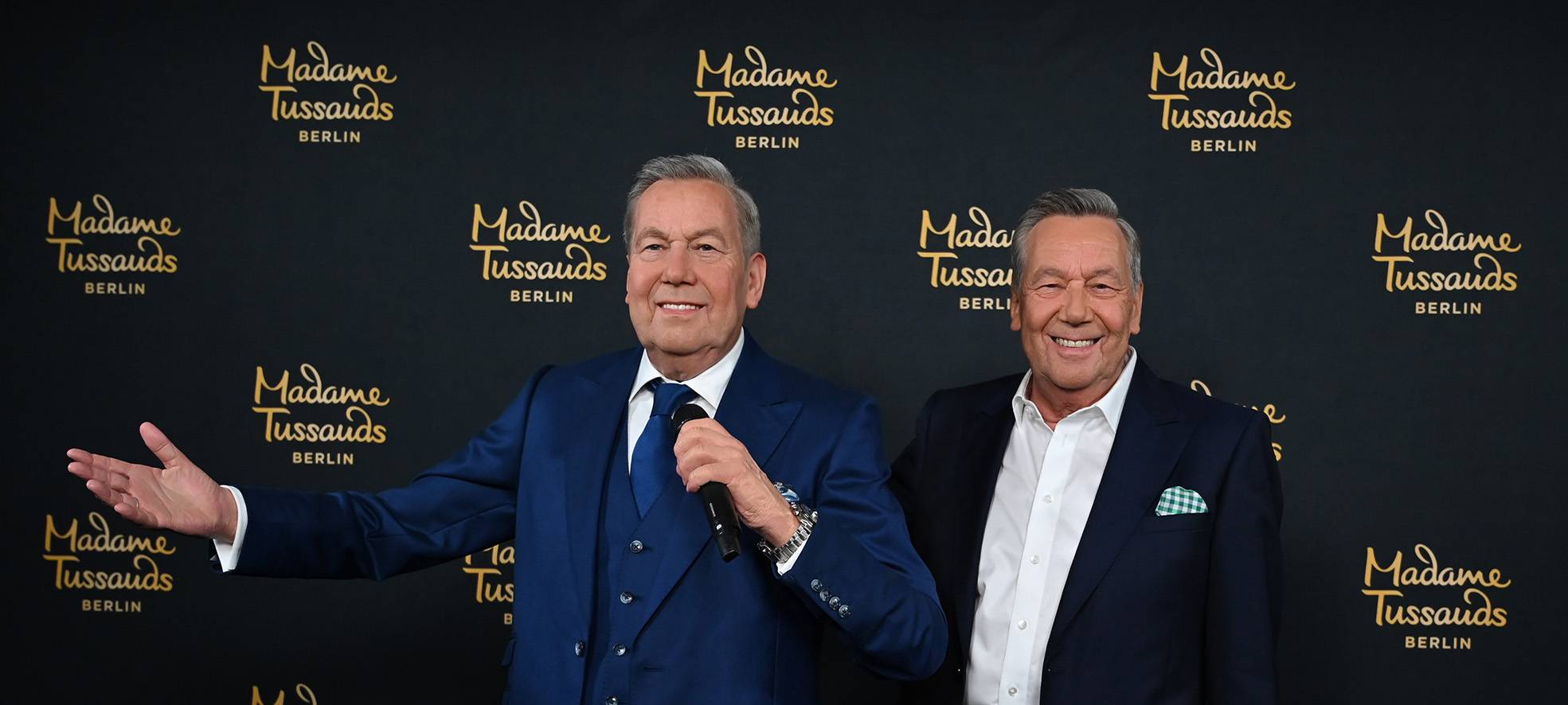 Roland Kaiser enthüllt Wachsfigur