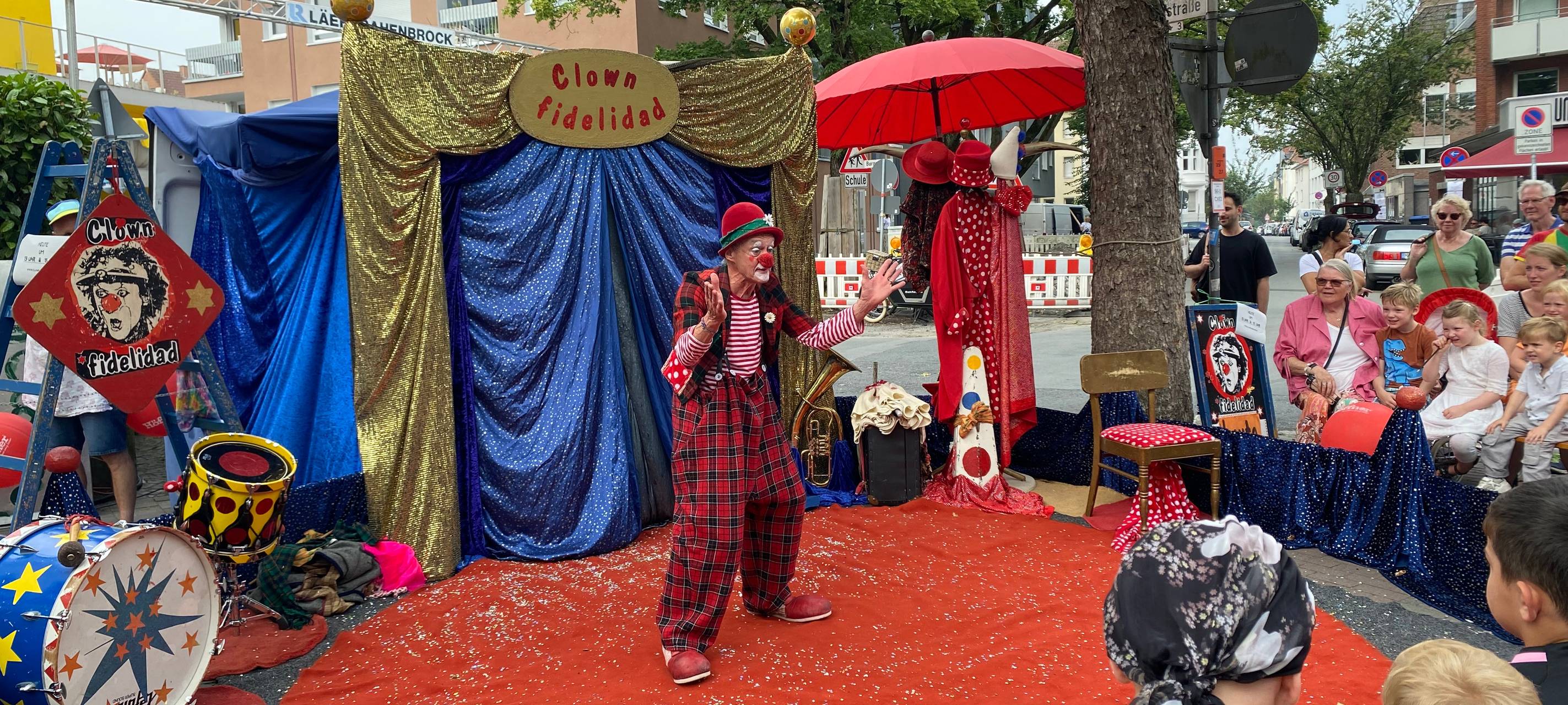 Tausende beim Straßenfest