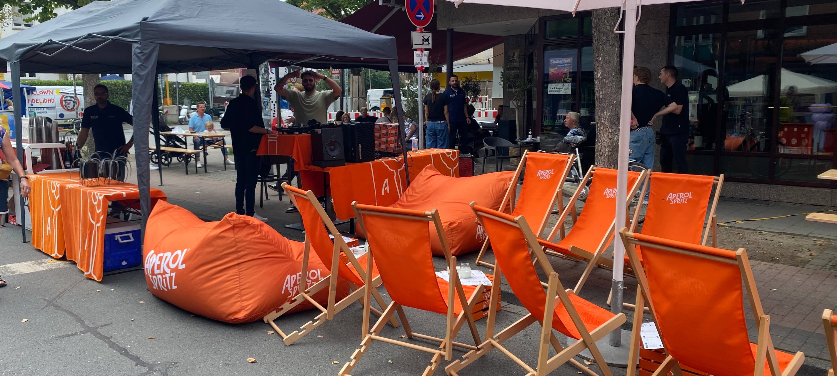 Tausende beim Straßenfest