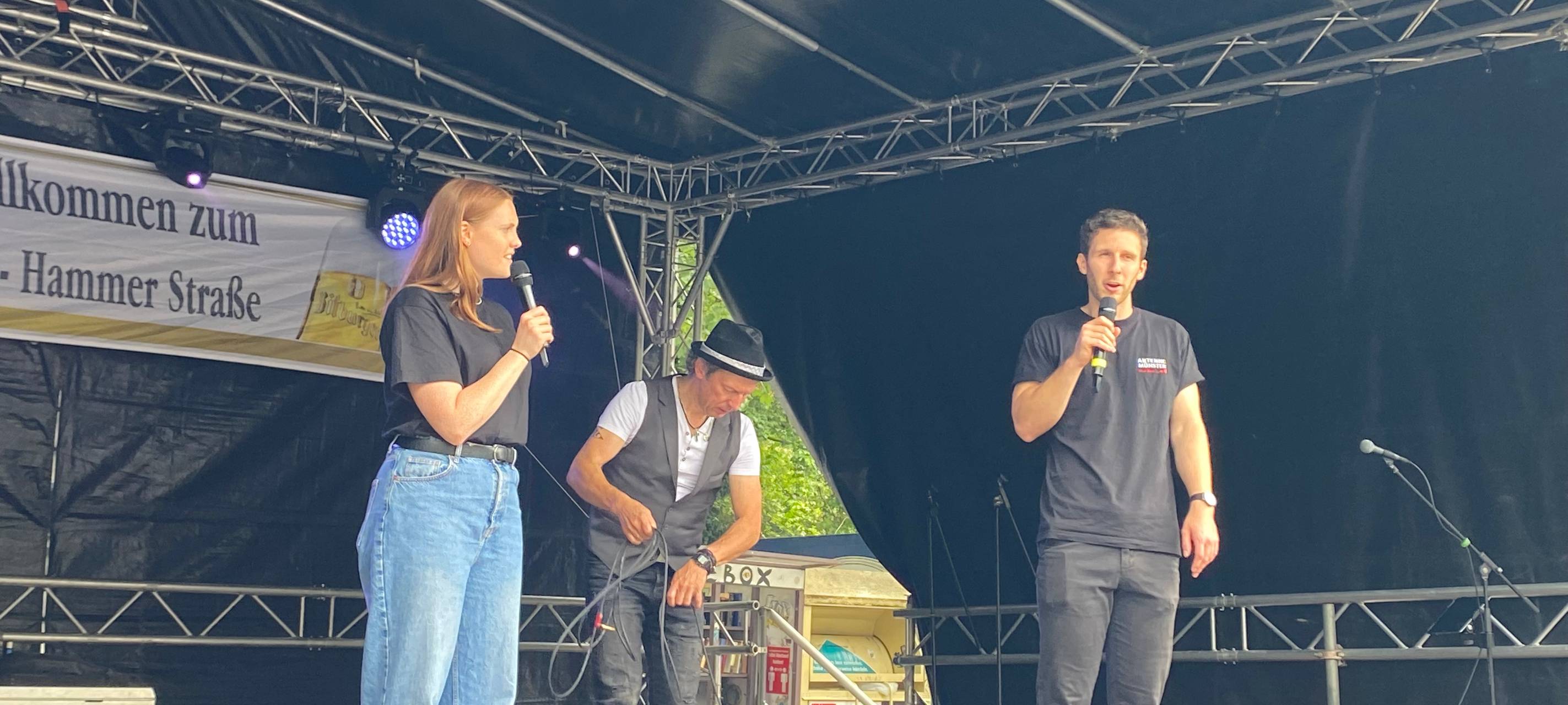 Tausende beim Straßenfest
