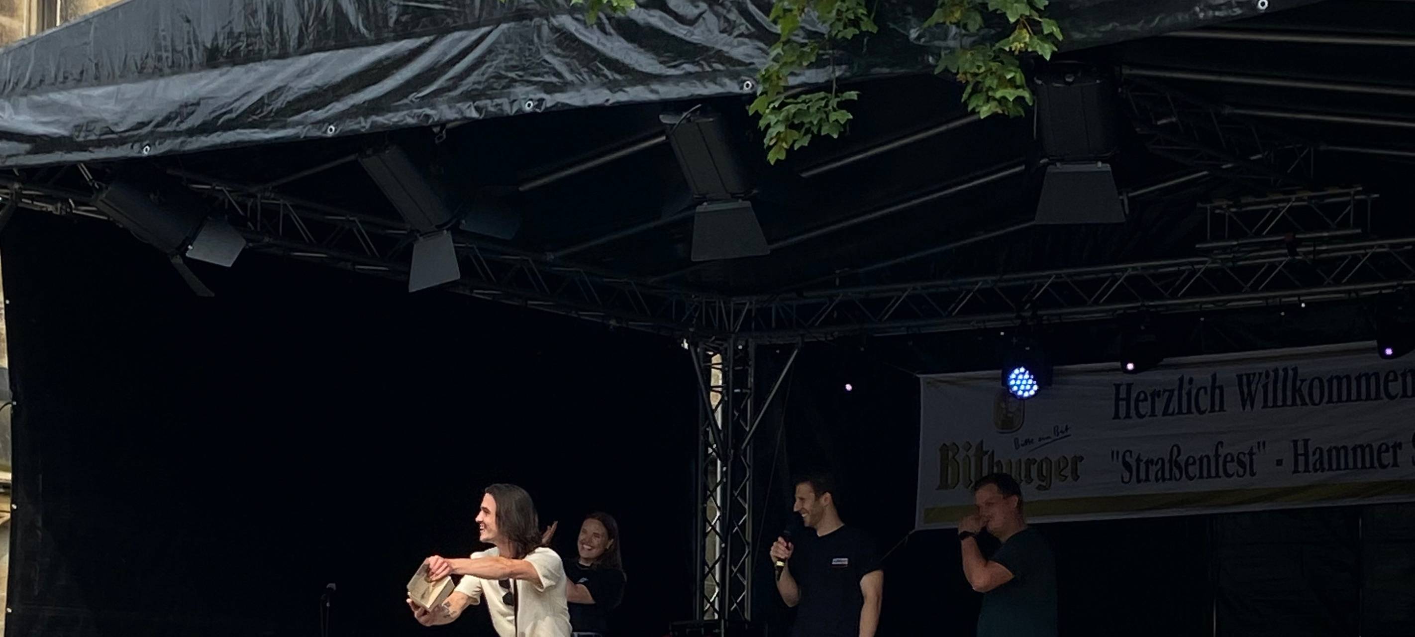 Tausende beim Straßenfest