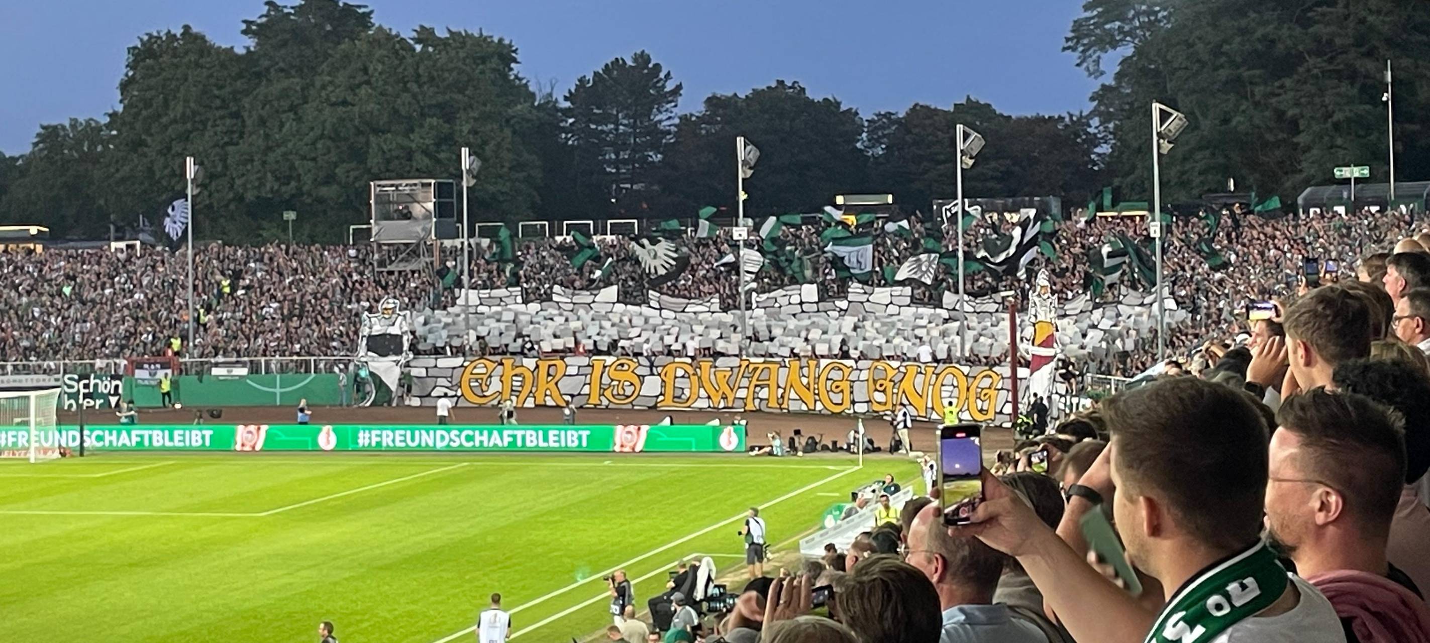 Stuttgarter schießen Preußen aus Pokal