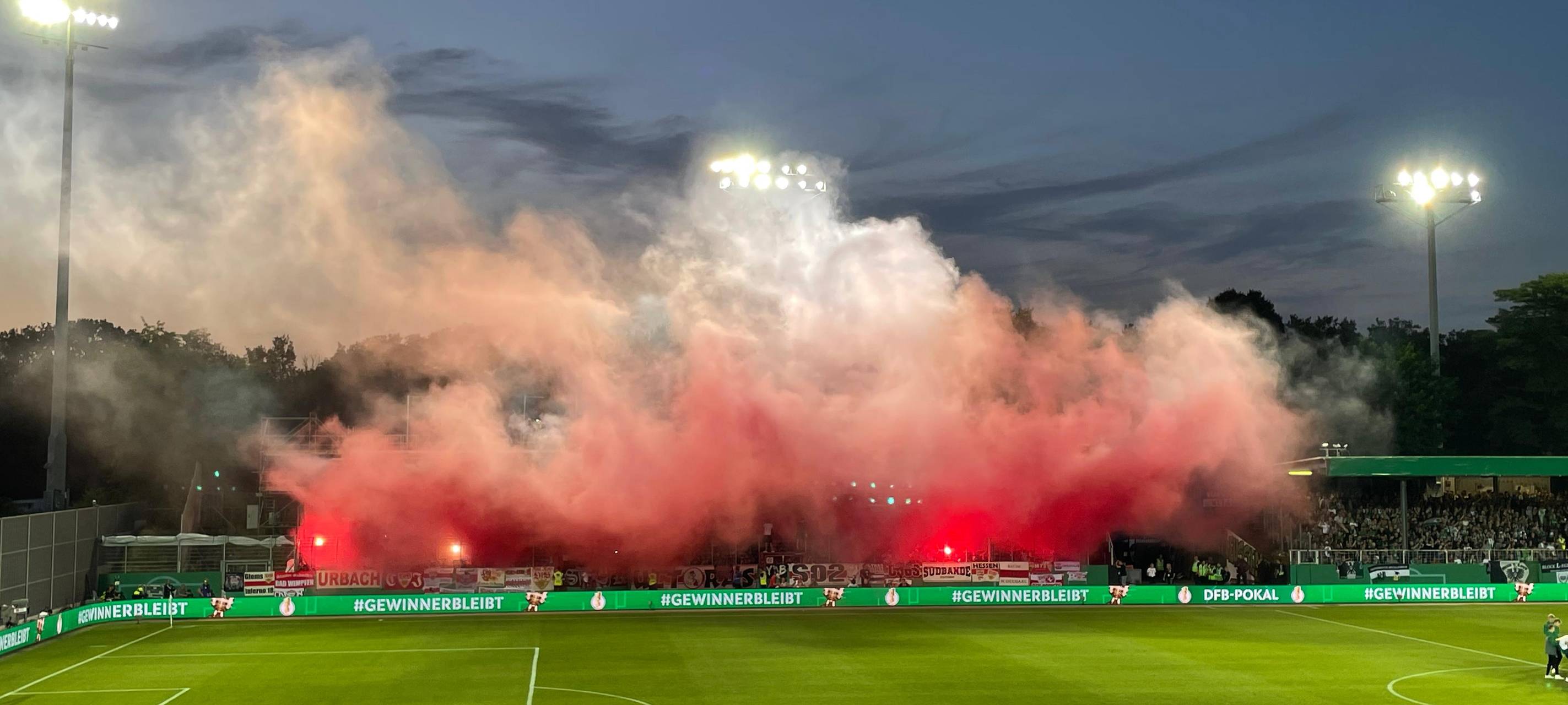 Stuttgarter schießen Preußen aus Pokal
