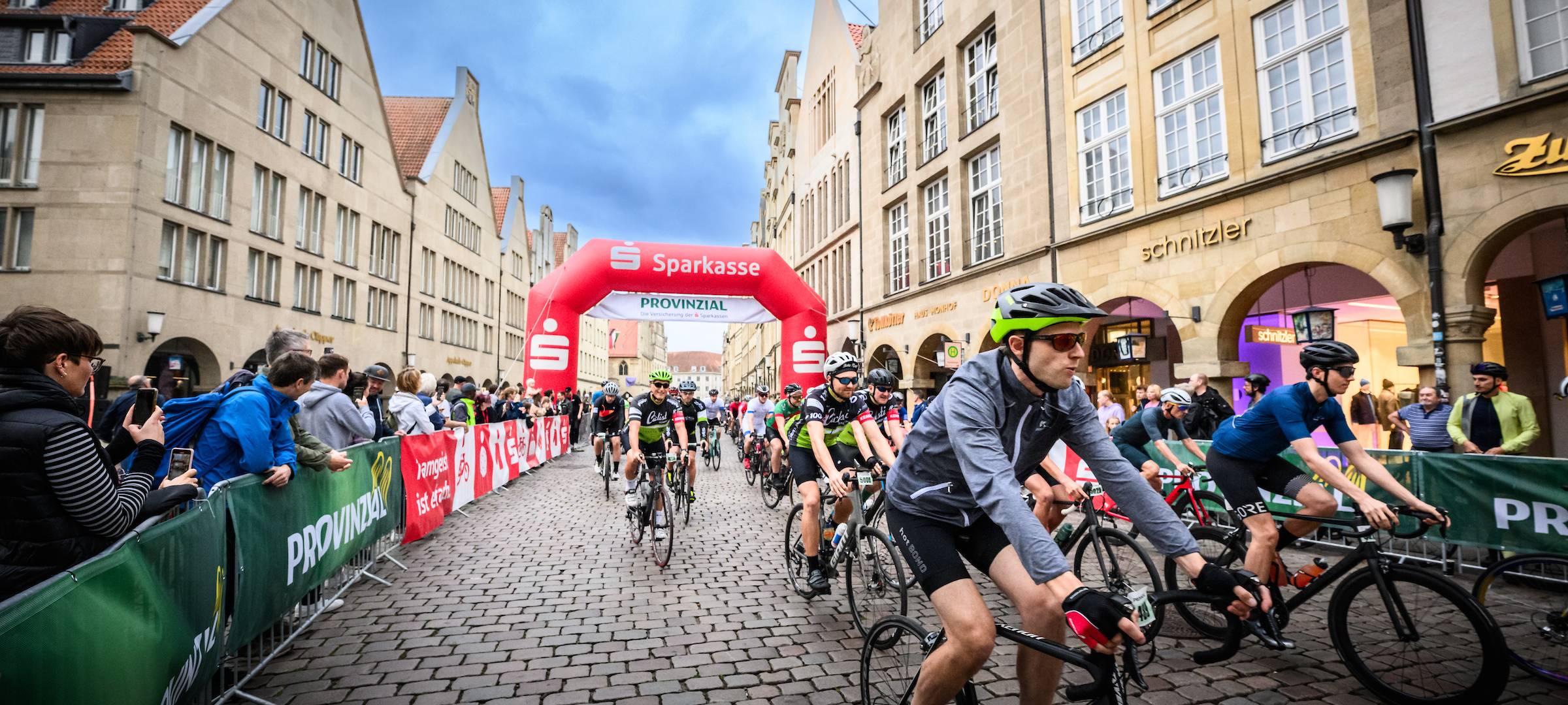 Giro: Straßen werden gesperrt