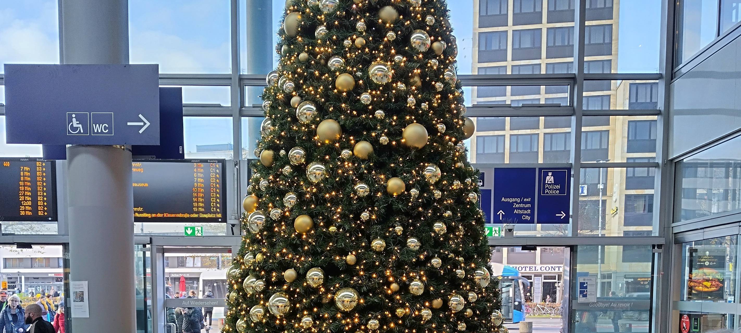 Tiere aus Weihnachtskrippe gestohlen