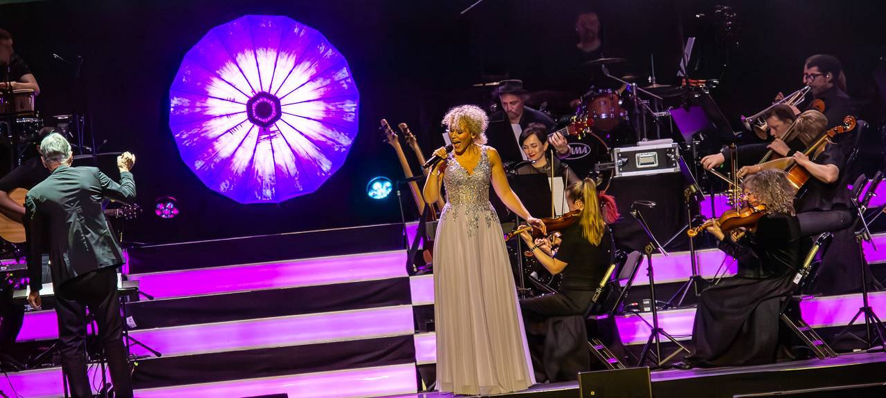 Disney in Concert findet in der Oberhausener Rudolf Weber-ARENA im Mai vor vielen Zuschauern und Fans statt.