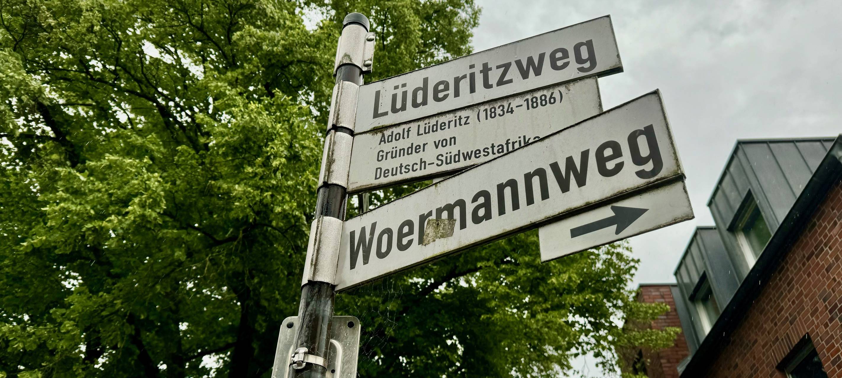 Straßenschilder Lüderitzweg und Woermannweg