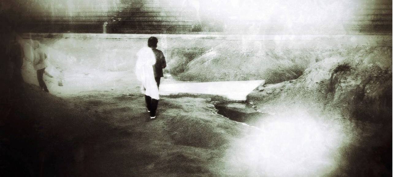 "Reichtum und heißes Wasser für alle" in der Eissporthalle