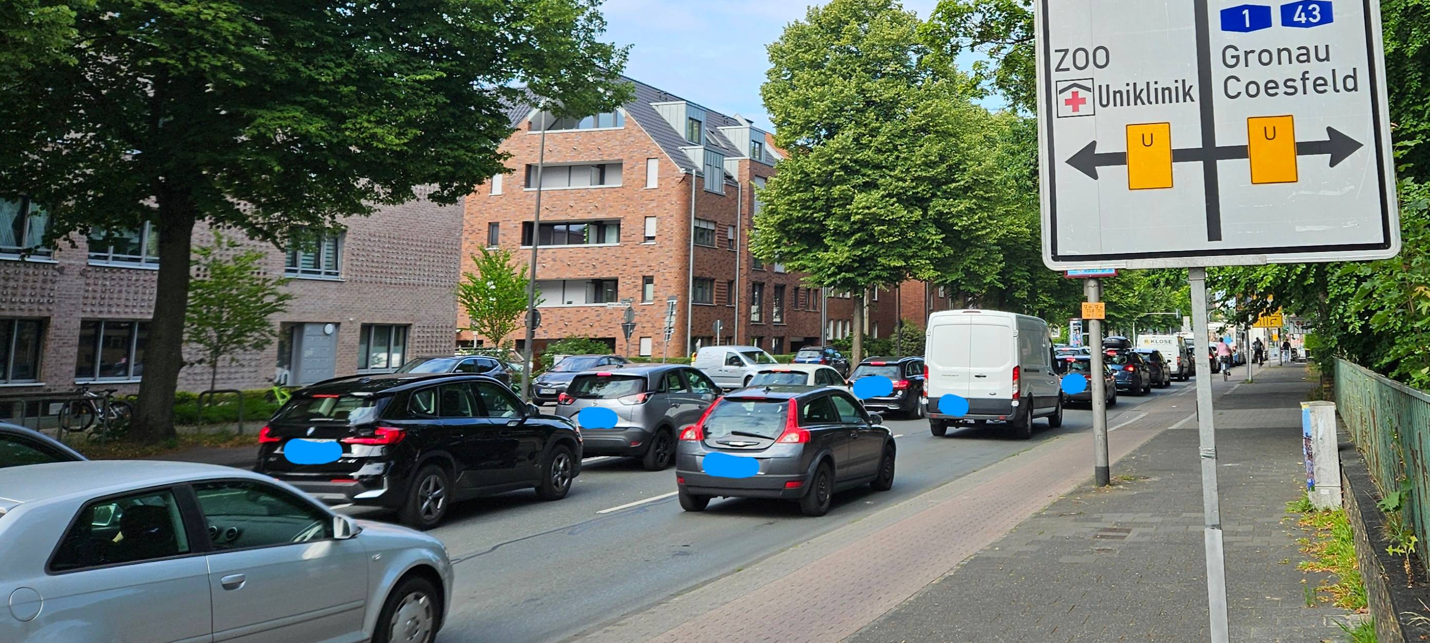 Stau auf dem Friesenring