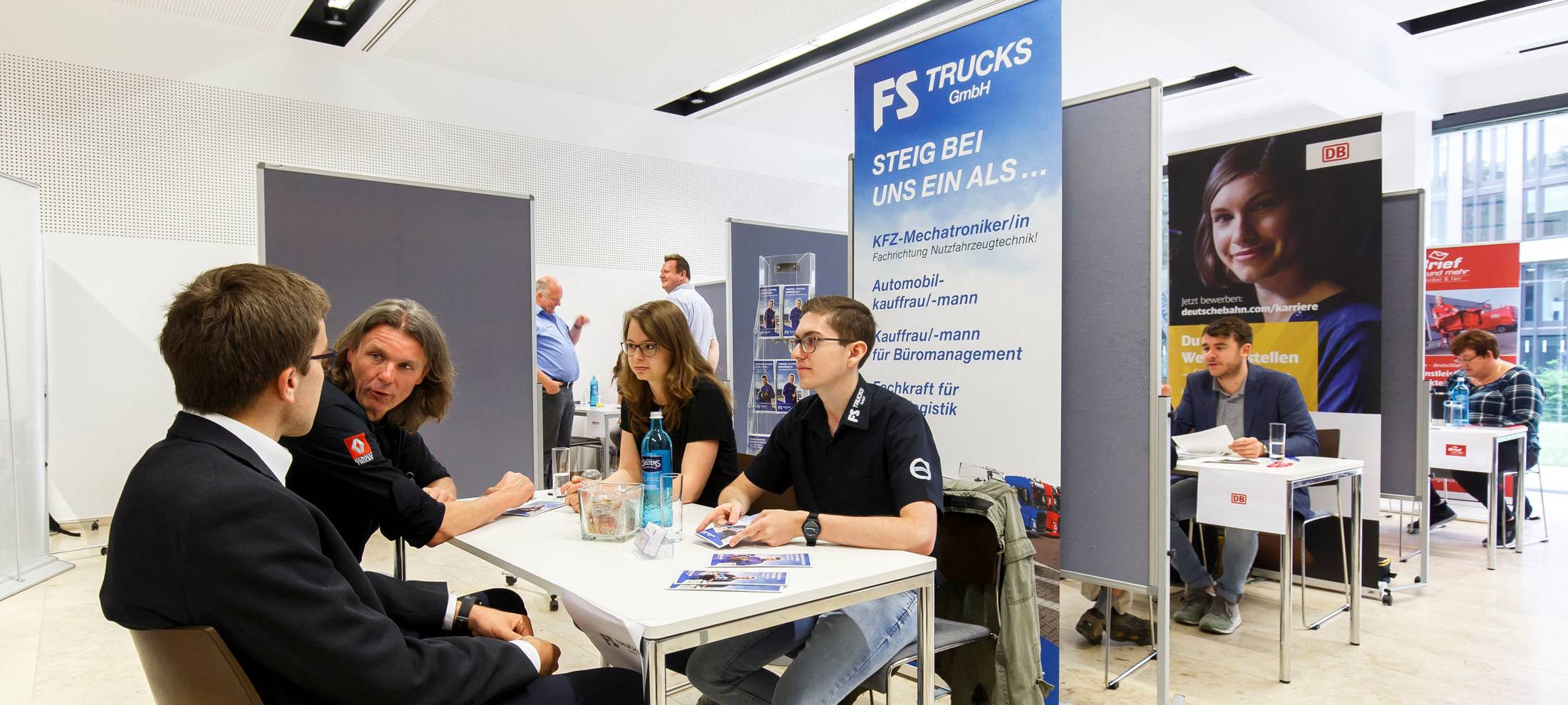 Fast 1.000 Schüler beim Azubi-Speed-Dating
