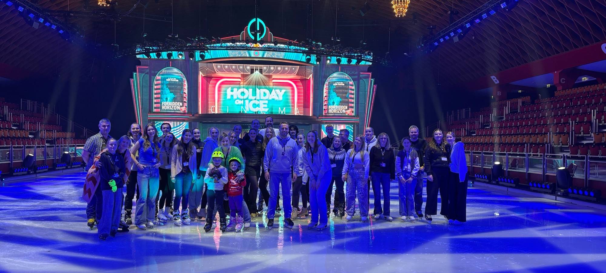 "Holiday On Ice": Aftershow-Skating mit Malena und Tino