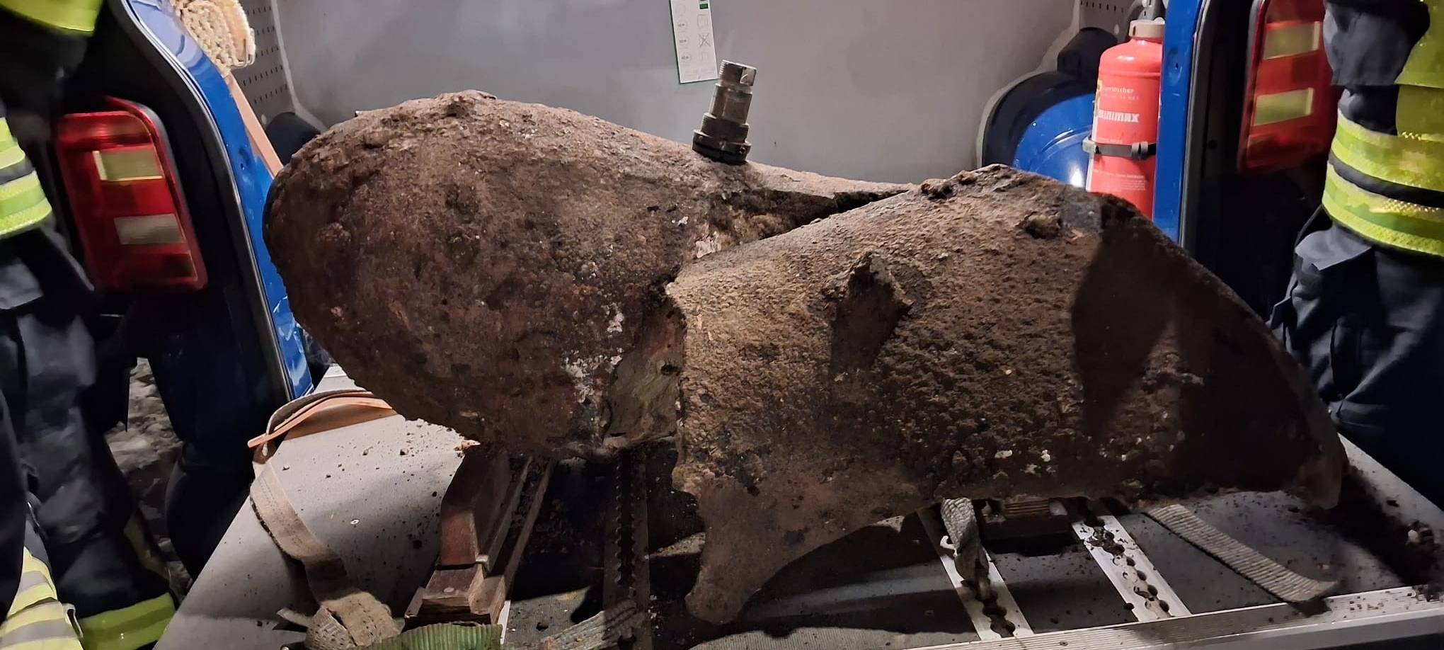 Der Kampfmittelbeseitigungsdienst der Bezirksregierung Arnsberg entschärfte den 250 Kilogramm schweren amerikanischen Blindgänger aus dem Zweiten Weltkrieg.