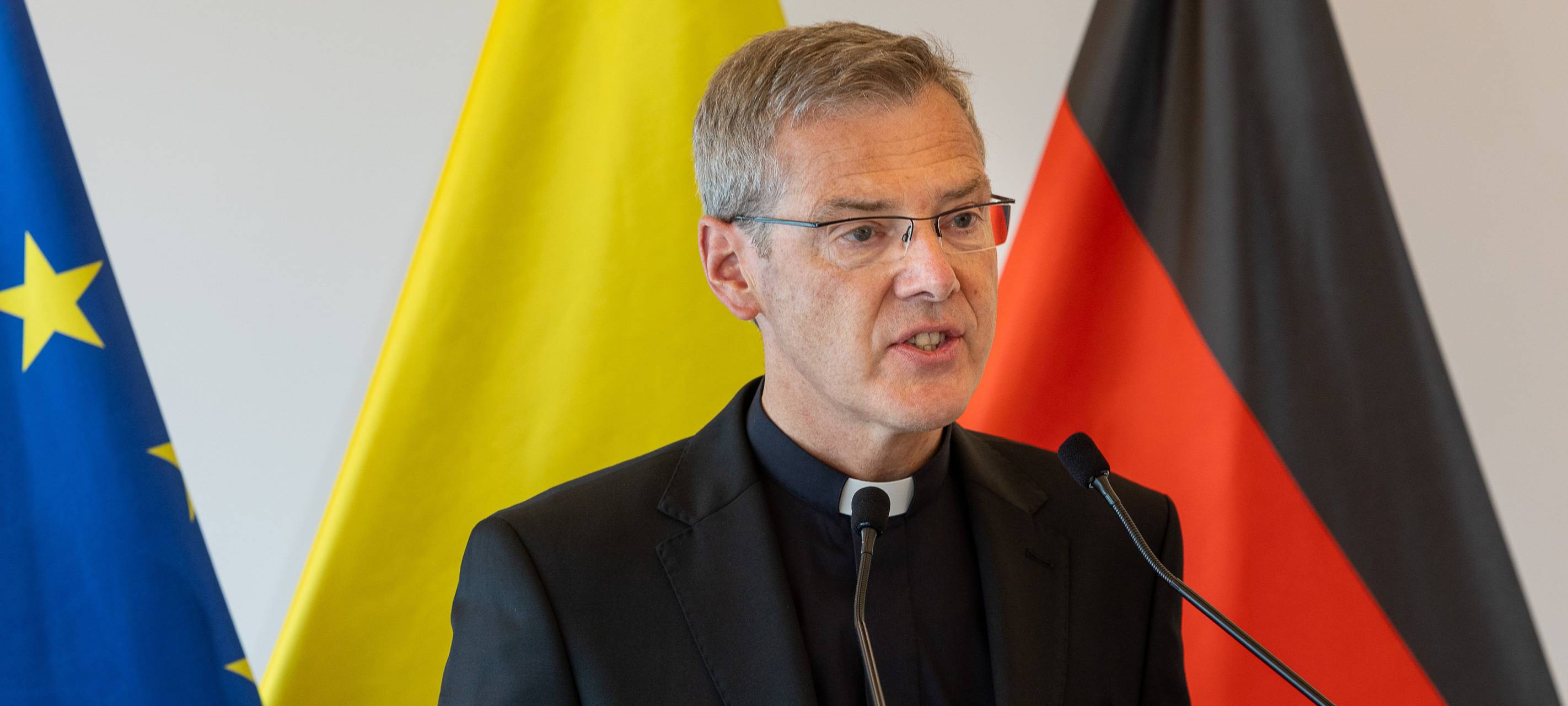 Bischof Dr. Heiner Wilmer SCJ