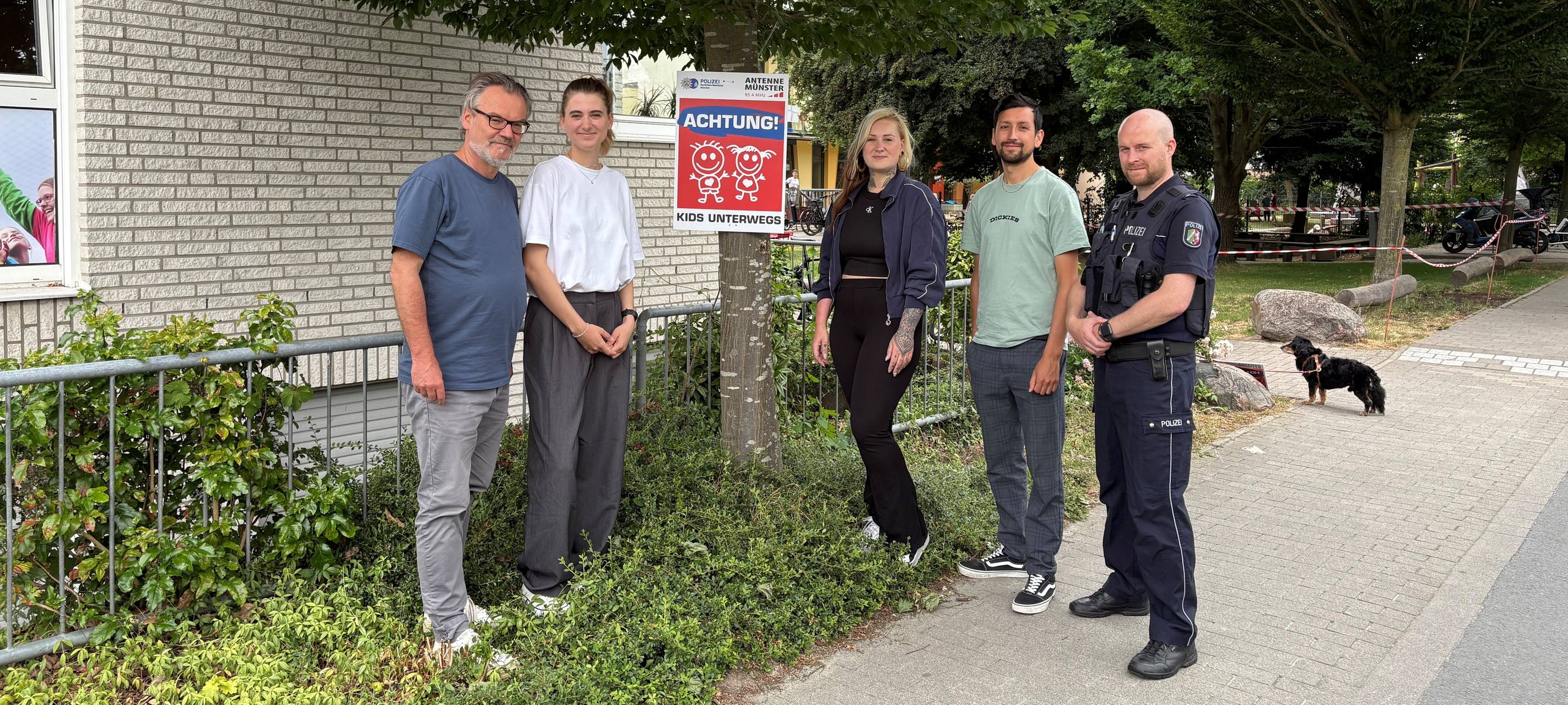 "Achtung Kids"-Schilder machen CVJM-Gelände sicherer