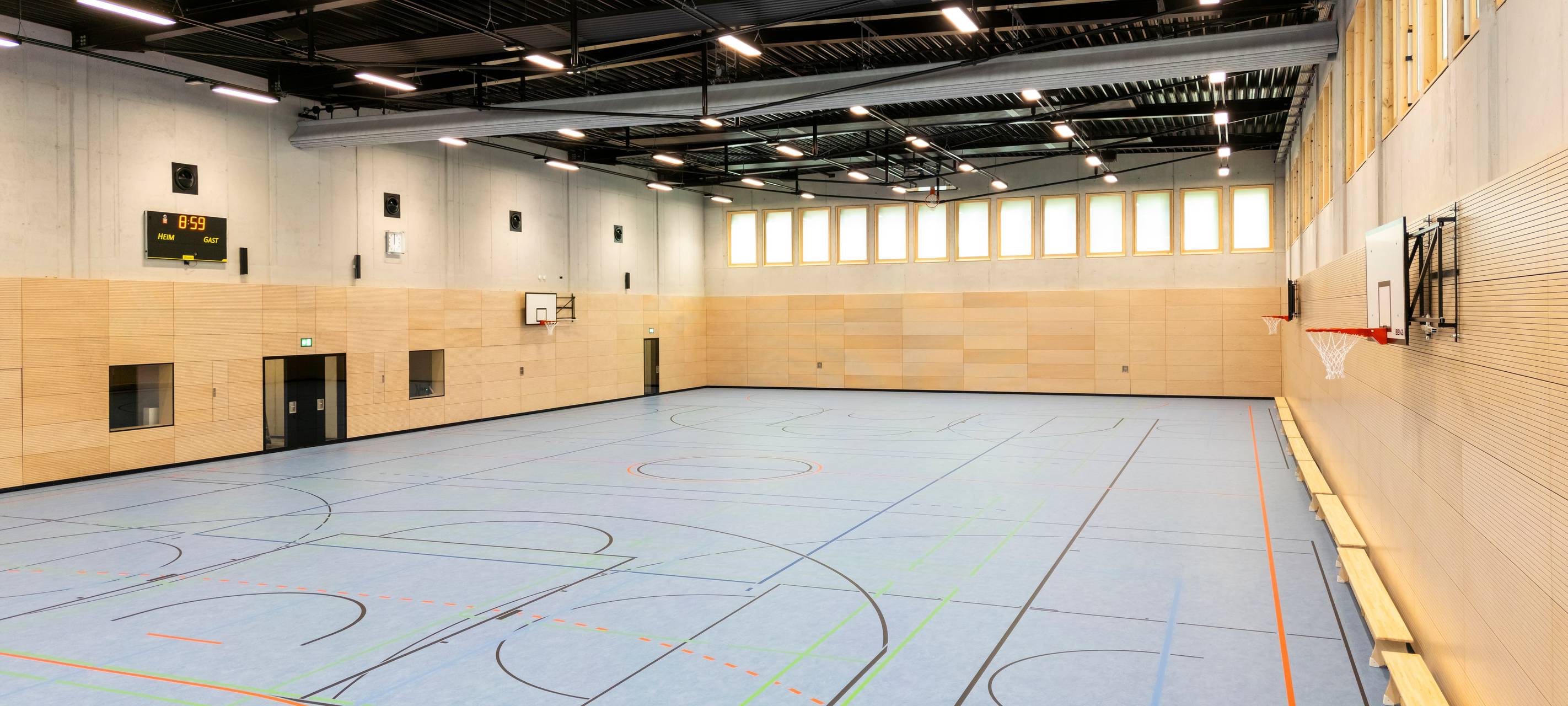 Die Sporthalle der Grundschule York ist nach einem Wasserschaden fertiggestellt und kann zum neuen Schuljahr genutzt werden.