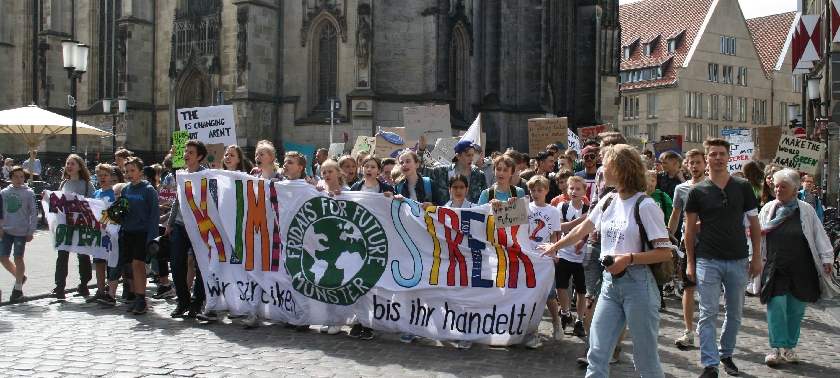 2.500 Teilnehmer bei "Fridays for Future"