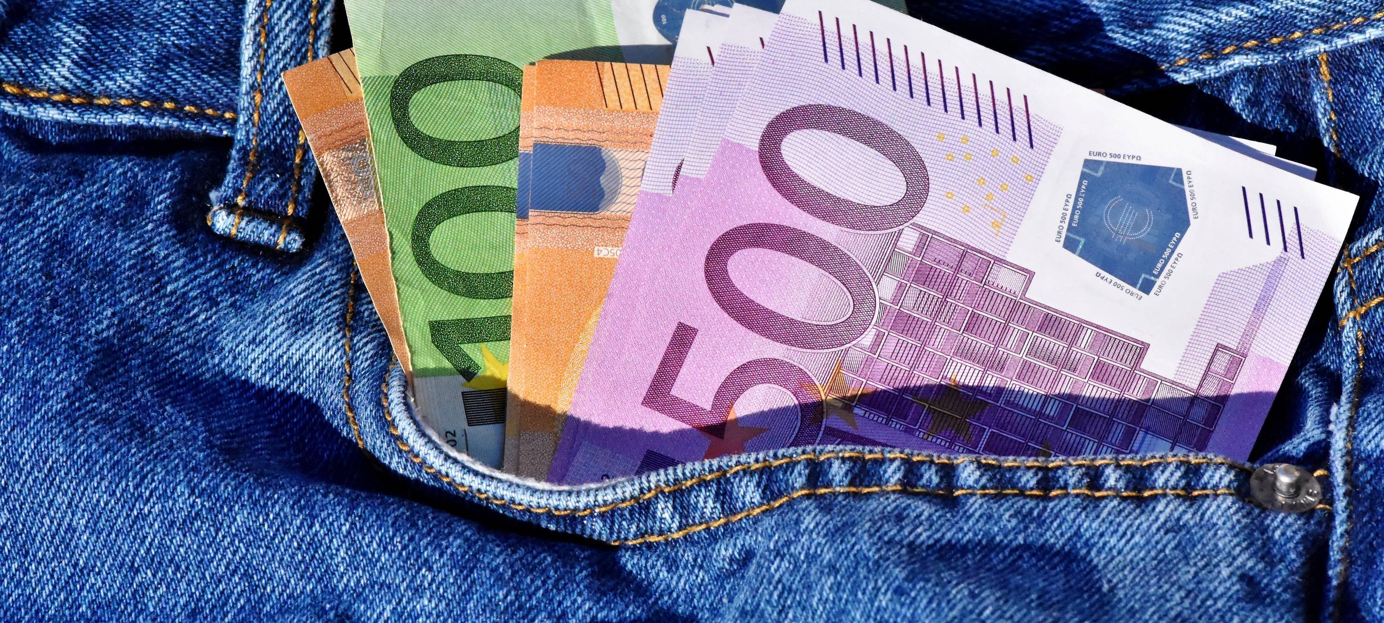Grundeinkommen: Der Weg zu 1000 Euro extra pro Monat