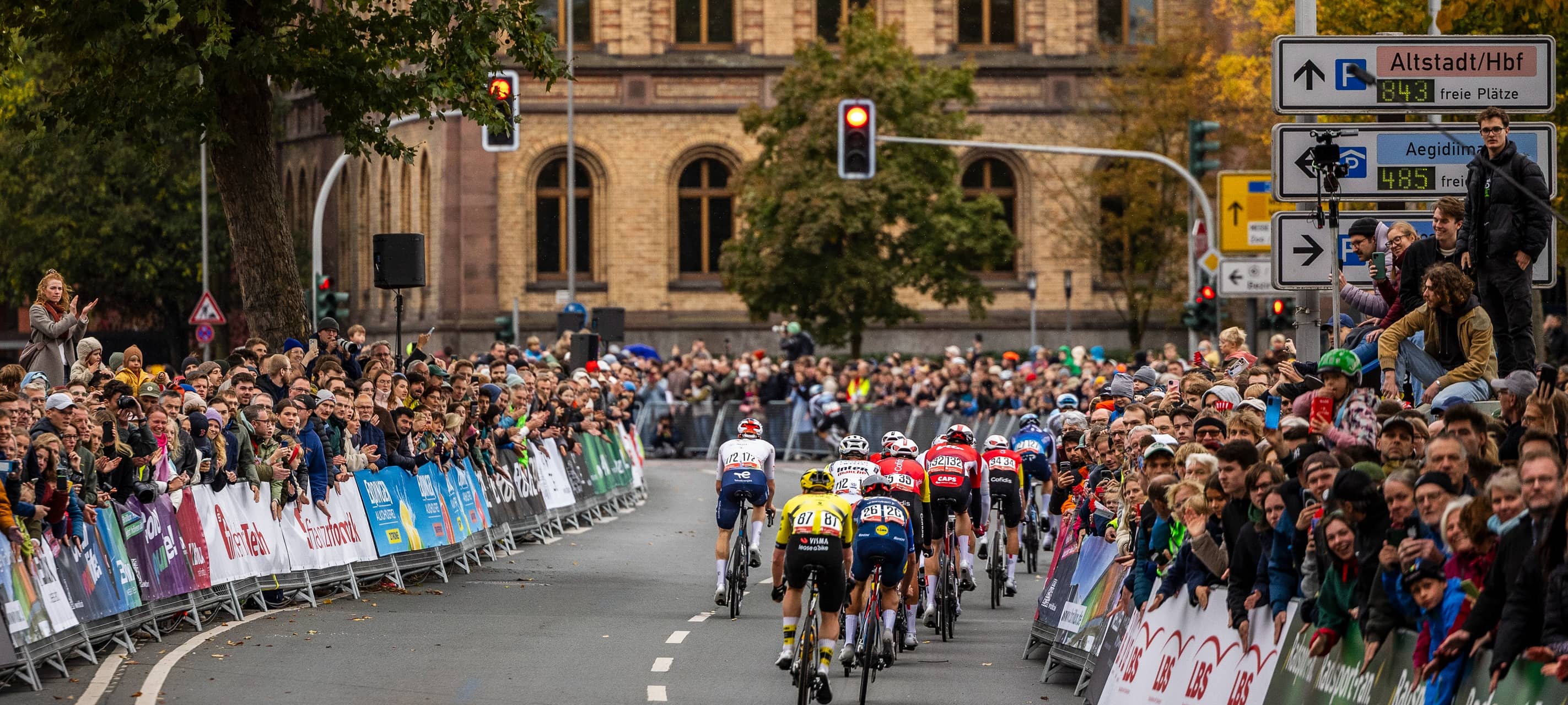 Für den Sparkassen Münsterland Giro am 3. Oktober werden die Radrennstrecken in Münster für den Autoverkehr gesperrt.