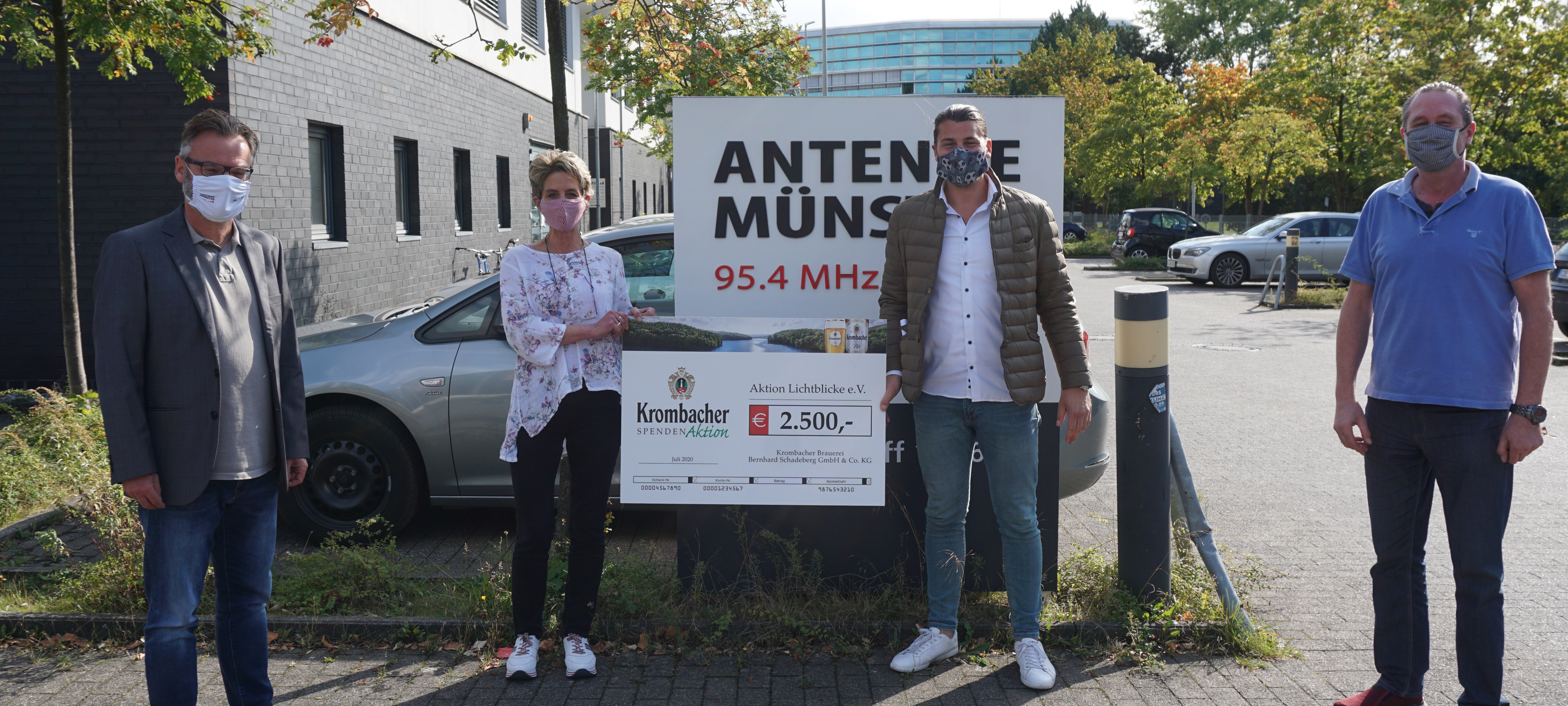 3.600 Euro Spende für Aktion Lichtblicke