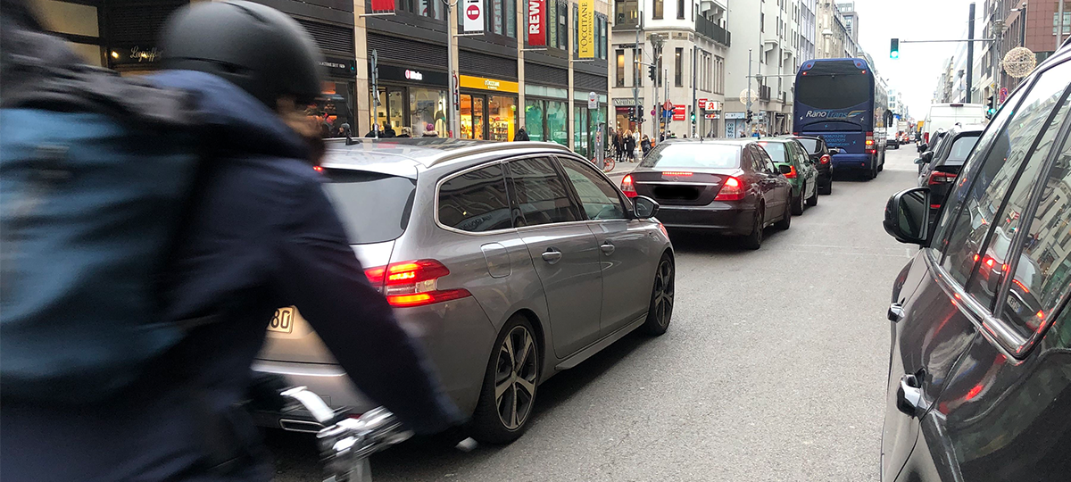 Streitthema: Dürfen Radfahrer die Straße nutzen?
