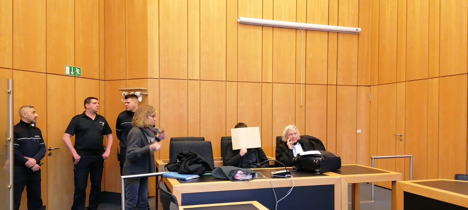 "Es tut mir sehr leid!"