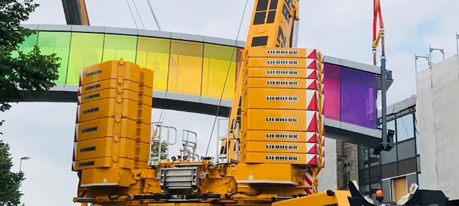 Brillux baut Verbindungsbrücke über die Weseler Straße